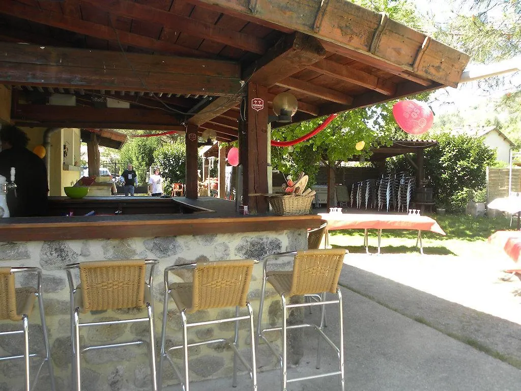 Le Caveau De Jaujac Hotel
